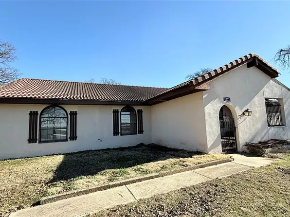 1772 N Peebly Rd, Choctaw, OK 73020