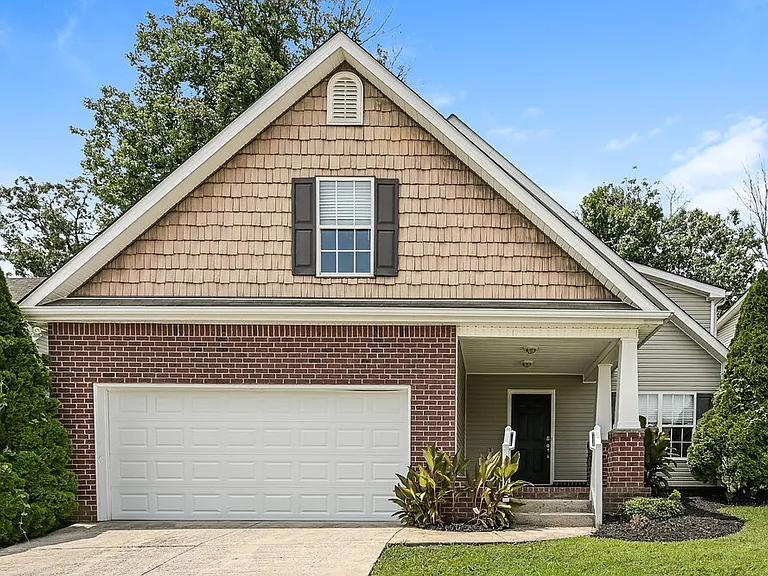 4412 Sandpiper Ln — Photo 1