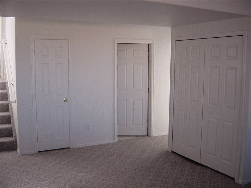 2nd image of 1007 S Papago Dr