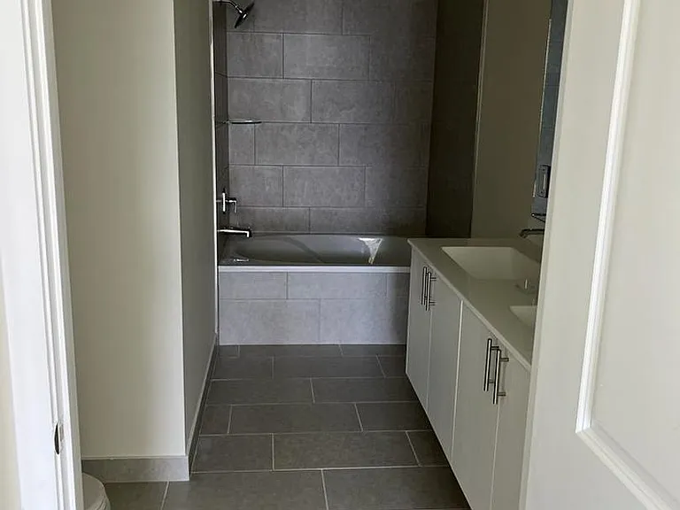8001 NW 41st St #405 — Photo 28