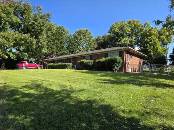 416 Central Church Rd, Morristown, TN 37814