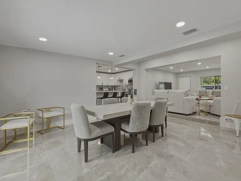 632 Las Palmas Park — Photo 43