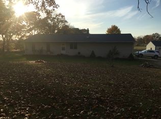 11050 Strait Rd, Jonesville, MI 49250