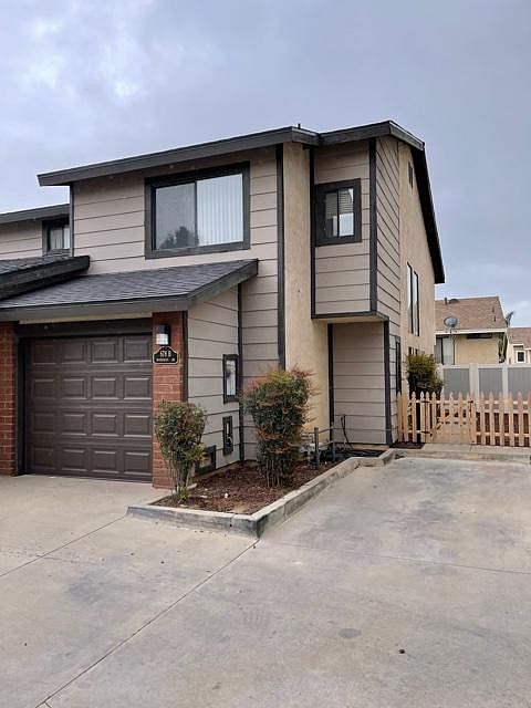 1st image of 678 Woodcrest Dr #B