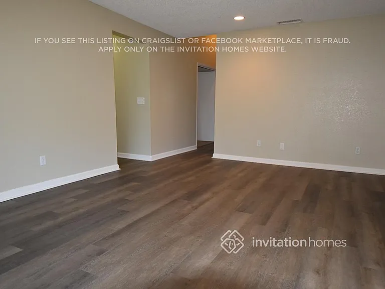 9905 Country Oak Ct — Photo 6