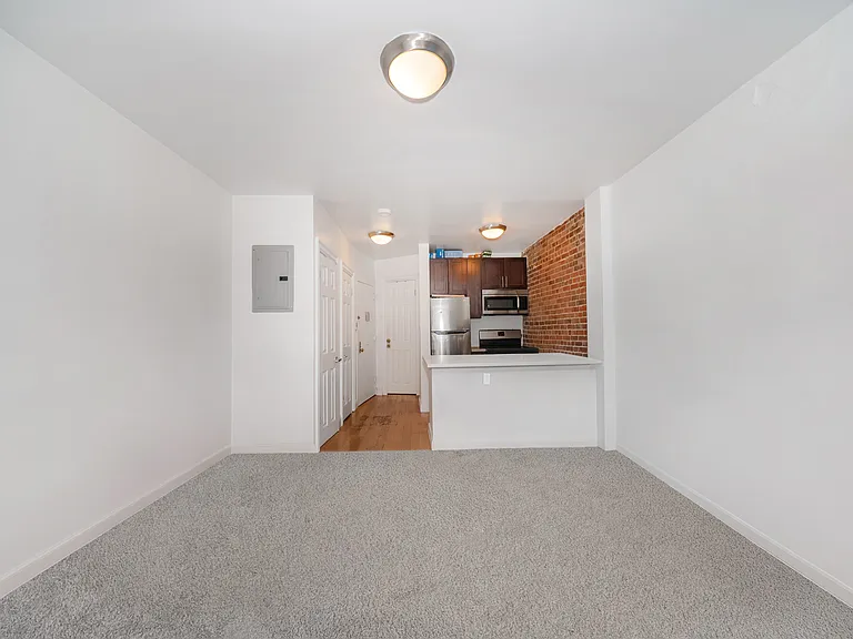 310 E 83rd St #5C — Photo 1
