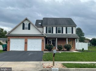 6204 Edgeware Rd, Mechanicsburg, PA 17050