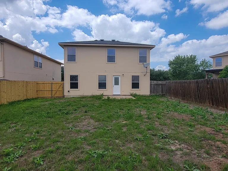 1216 Shadow Creek Blvd — Photo 13