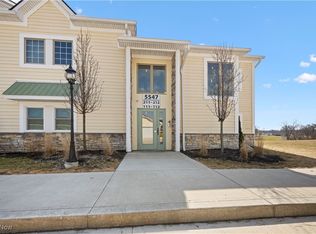 5547 Beavercrest Dr #112, Lorain, OH 44053