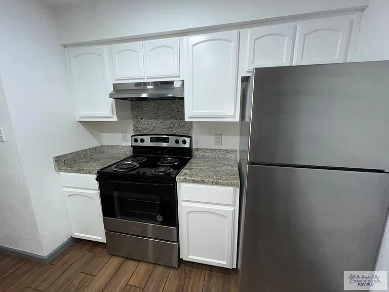 2906 Treasure Hills Blvd #C — Photo 13