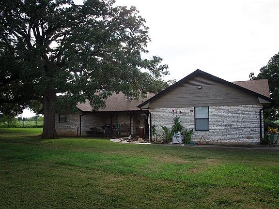 4th image of 811 County Road 446