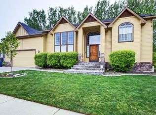 2661 S Skyview Dr, Nampa, ID 83686