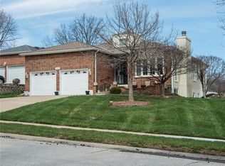 11002 W 99th St, Overland Park, KS 66214