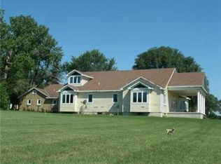 2427 Riley Rd, Ottawa, KS 66067