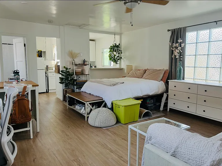 53 Argonne Ave #3 — Photo 3