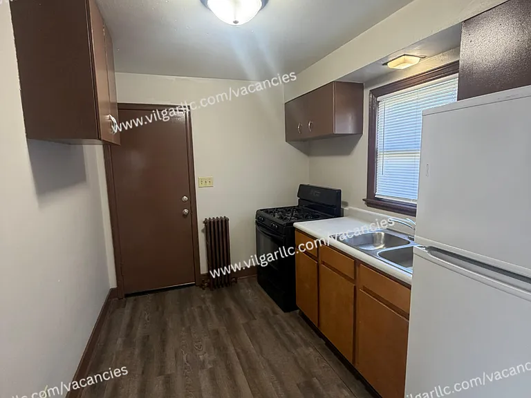 226 Waltham St — Photo 3