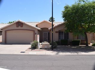 7585 W Menadota Dr, Glendale, AZ 85308
