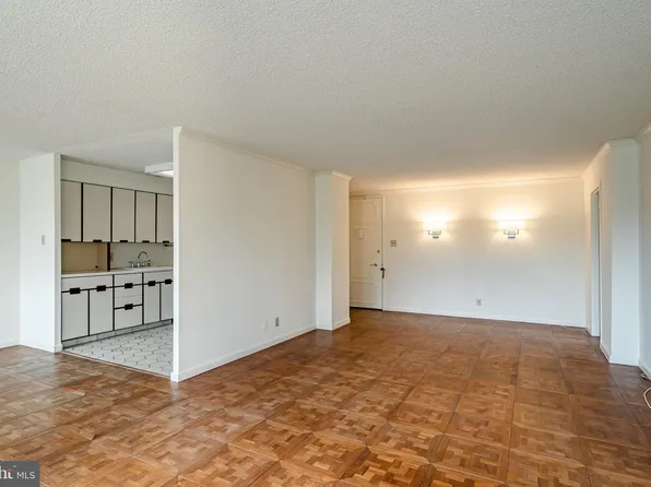 1001 City Ave #E-431, Wynnewood, PA 19096