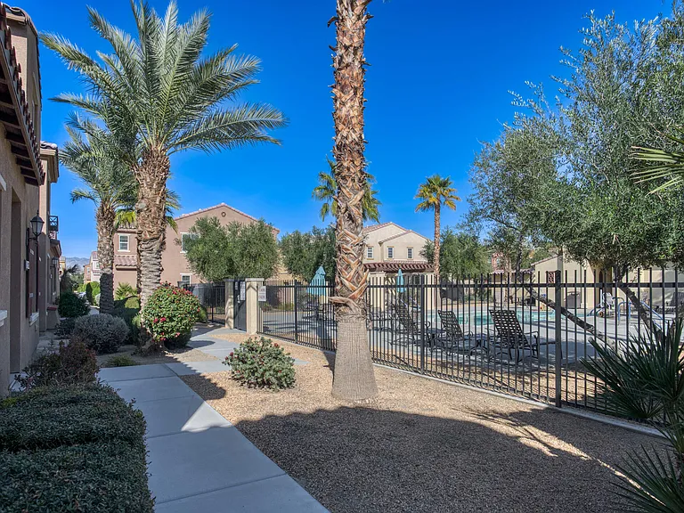 520 Calle Vibrante #520 — Photo 48