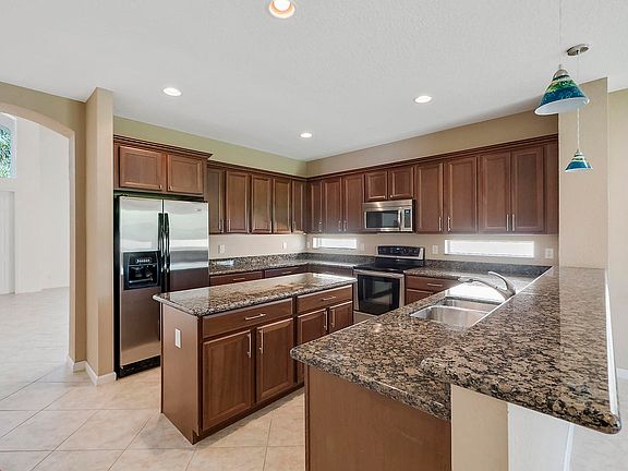 4th image of 5959 SW Bald Eagle Dr