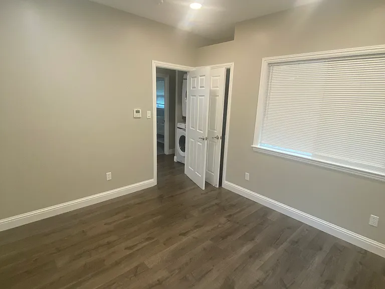 2181 Shurtleff Ave #3 — Photo 9