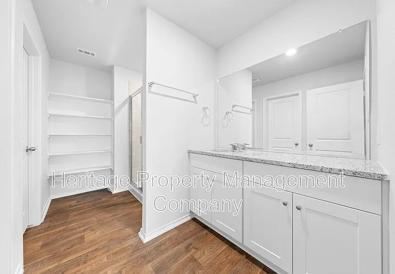 4522 Meerkat Dr — Photo 15