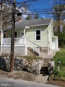 810 Mohn St, Harrisburg, PA, 17113