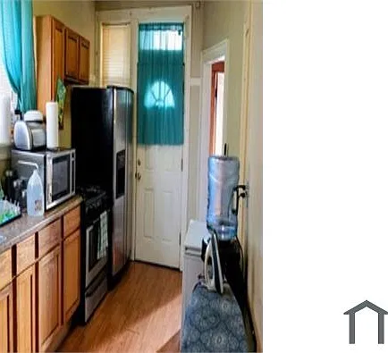 3 bed, $1,400 — Photo 2