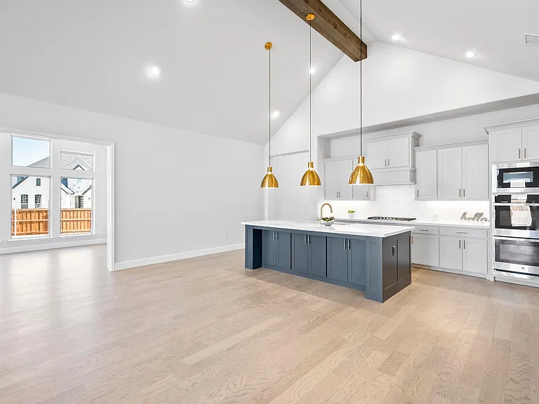 552 Horsetail Way — Photo 9
