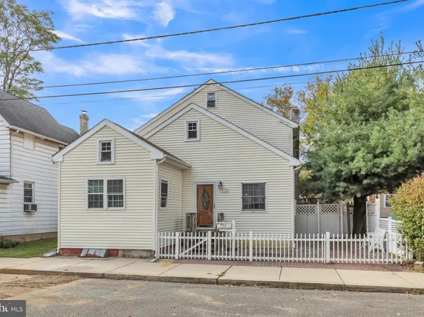 712 Pitman Ave, National Park, NJ 08063