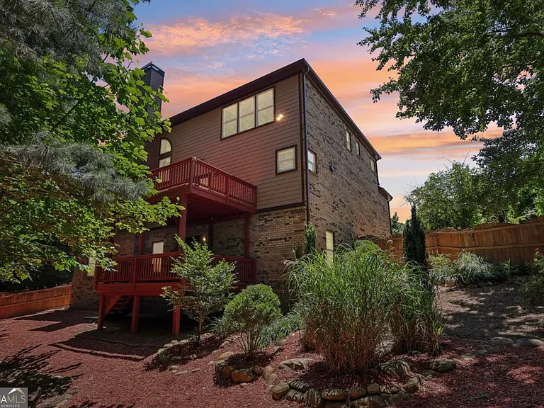 4105 Hastings Dr — Photo 88
