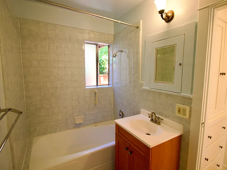 212 Gilbert Ave — Photo 26