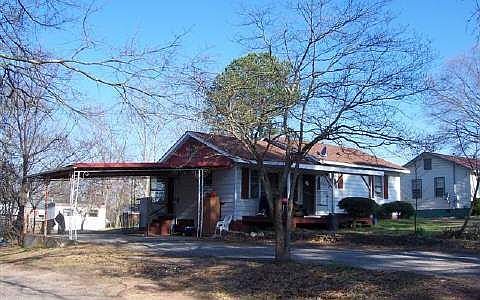 2nd image of 103 Rose Creek Rd