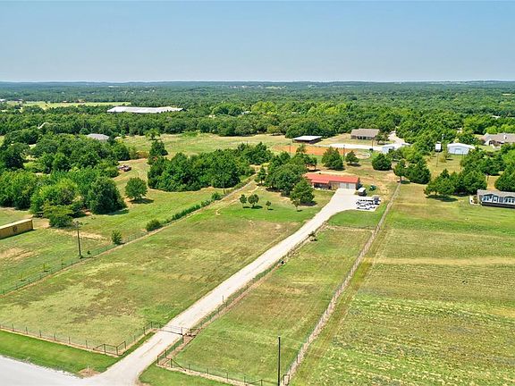 2nd image of 737 County Road 153