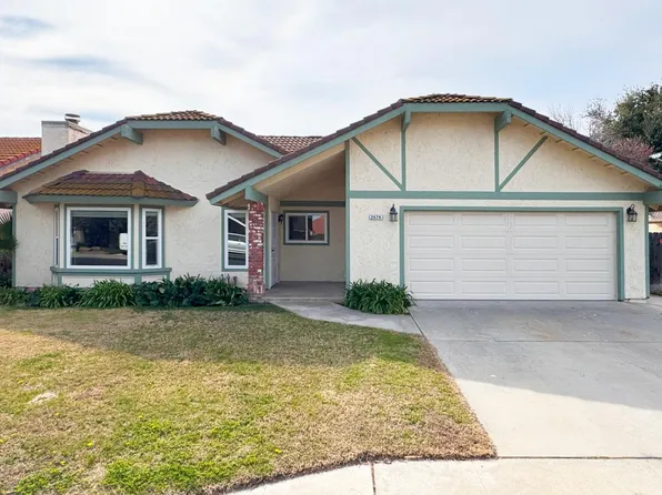 2474 Dennis Ave, Clovis, CA 93611