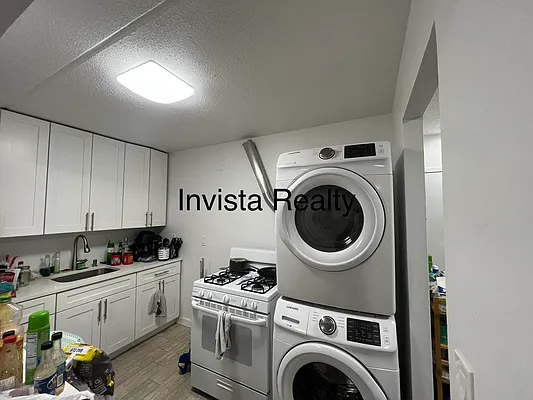 Rented by Asimina Perikleous, LREB | media 9