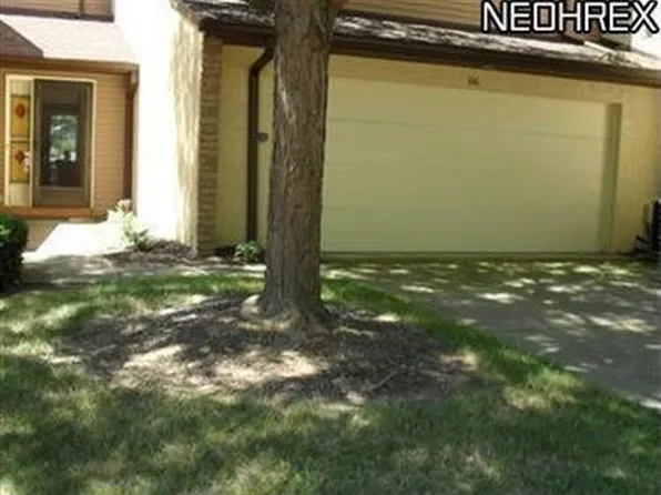 116 Silver Valley Blvd, Munroe Falls, OH 44262
