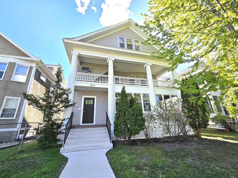 1st image of 2223 Pleasant Ave