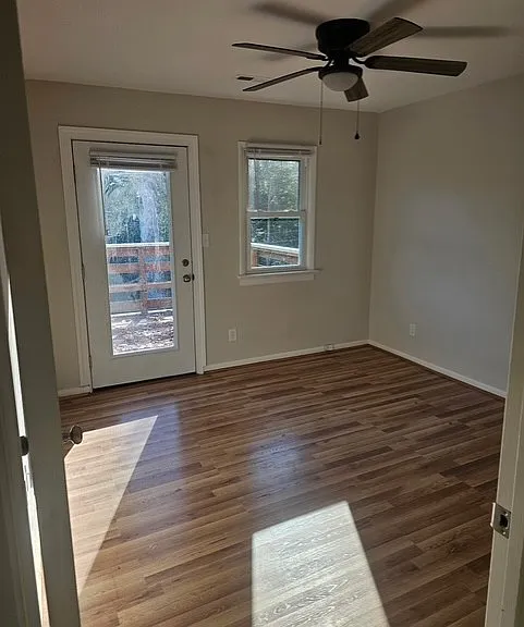 119 Albemarle Dr — Photo 18