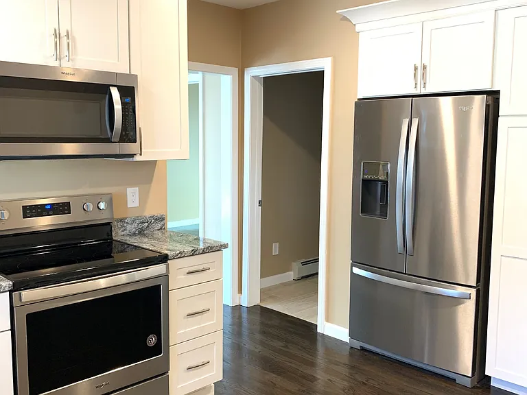 35 Lincoln St #2 — Photo 3