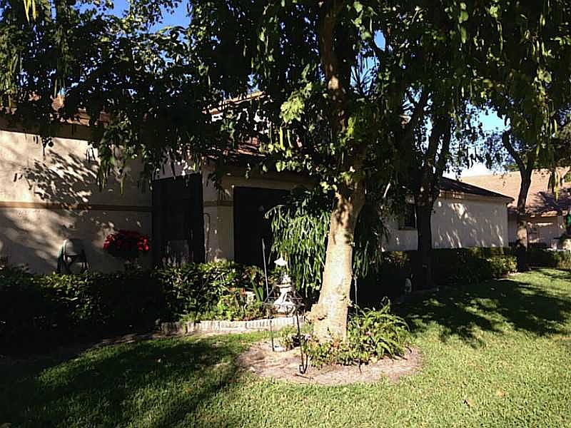 1st image of 1000 NW 79th Ter