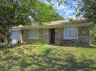 1800 Rusdell Dr, Irving, TX 75060