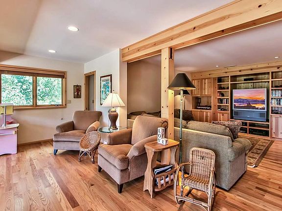 4th image of 1010 Carnelian Bay Ave