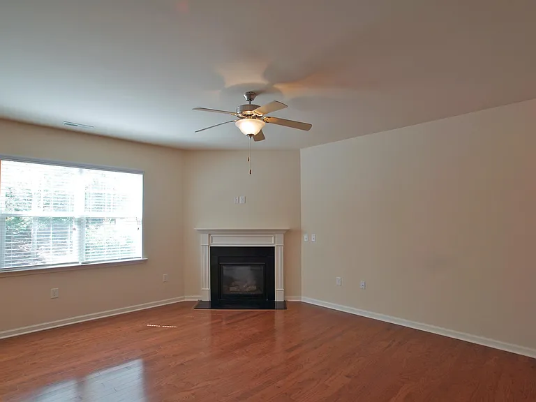 623 Katy Stella Dr — Photo 18