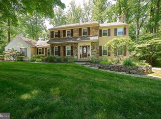 3303 Greene Countrie Dr, Newtown Square, PA 19073