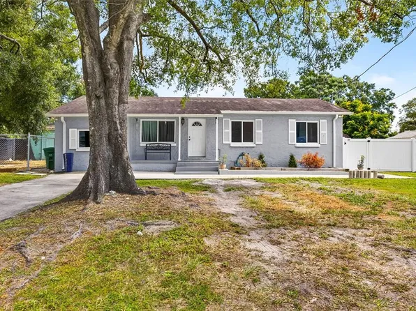 10111 N 17th St, Tampa, FL 33612