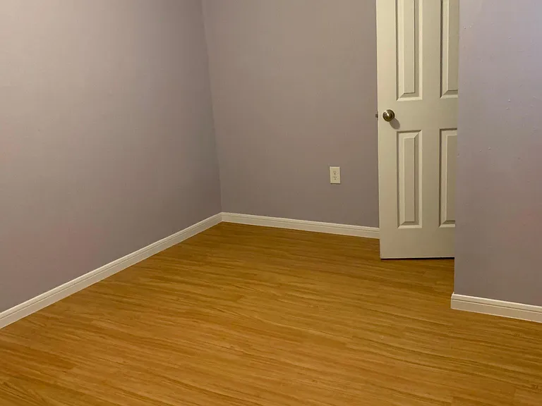 719 W Orleans St #B — Photo 12