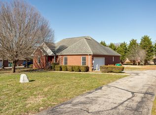 112 Favre Cir, Winchester, TN 37398
