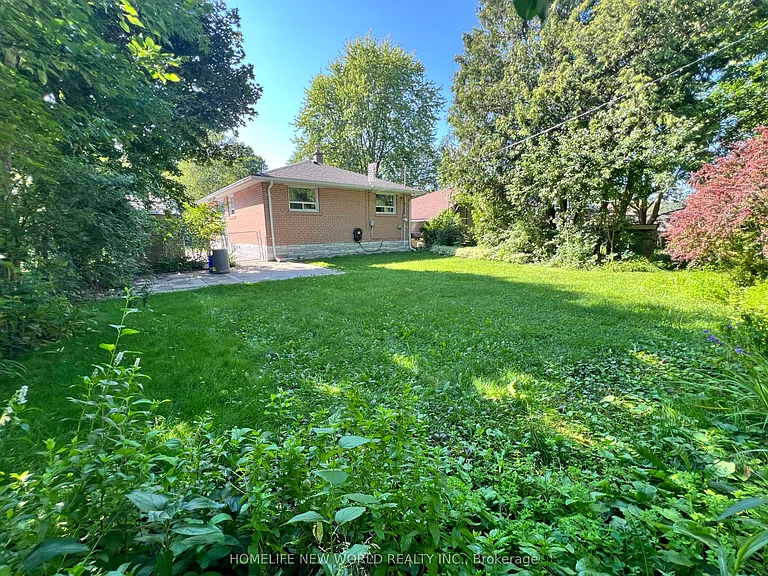 53 Aurora Heights Dr — Photo 12