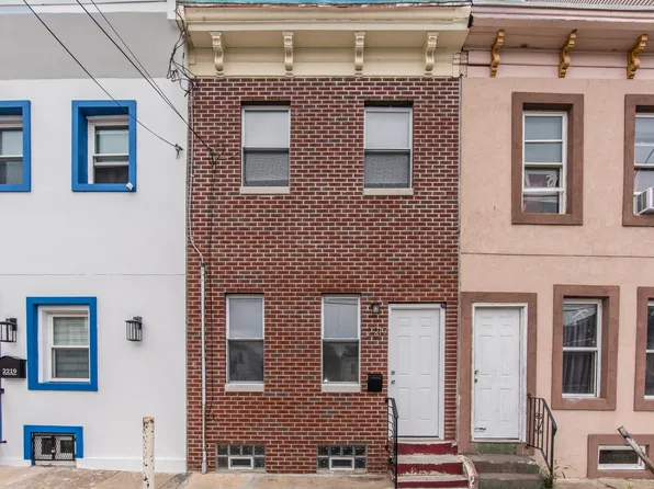 2217 N Waterloo St, Philadelphia, PA 19133